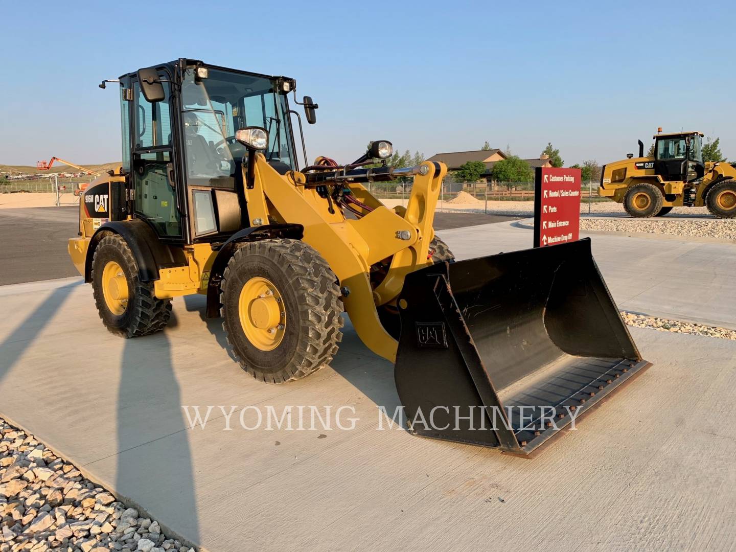 2019 Caterpillar 906M Wheel Loader