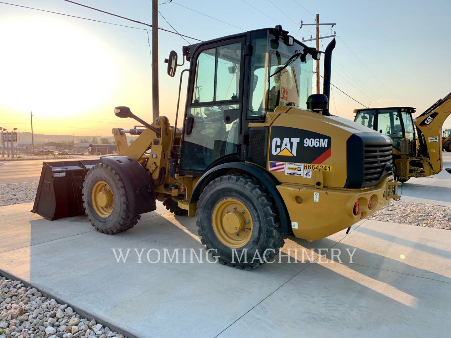 2019 Caterpillar 906M Wheel Loader