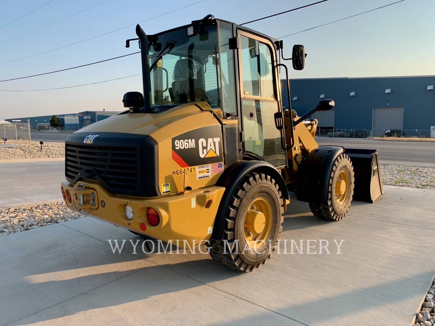 2019 Caterpillar 906M Wheel Loader