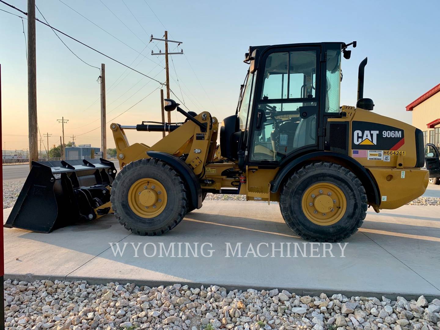 2019 Caterpillar 906M Wheel Loader