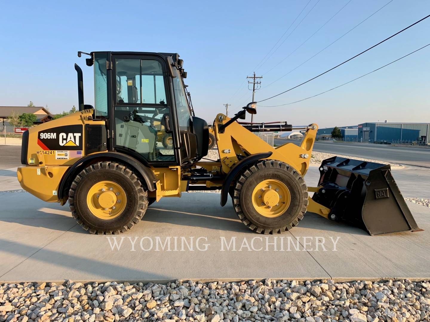 2019 Caterpillar 906M Wheel Loader