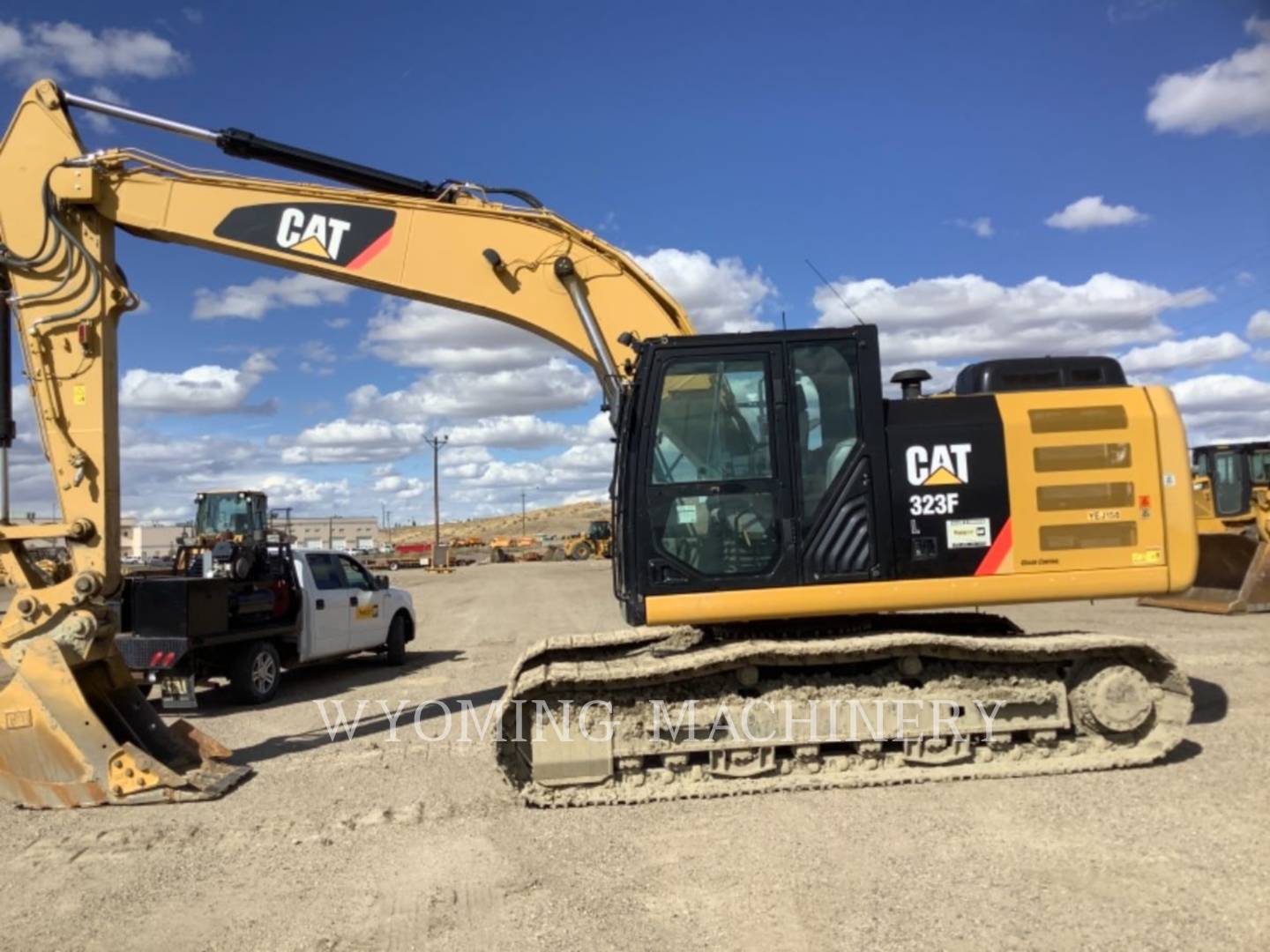 2015 Caterpillar 323F Excavator