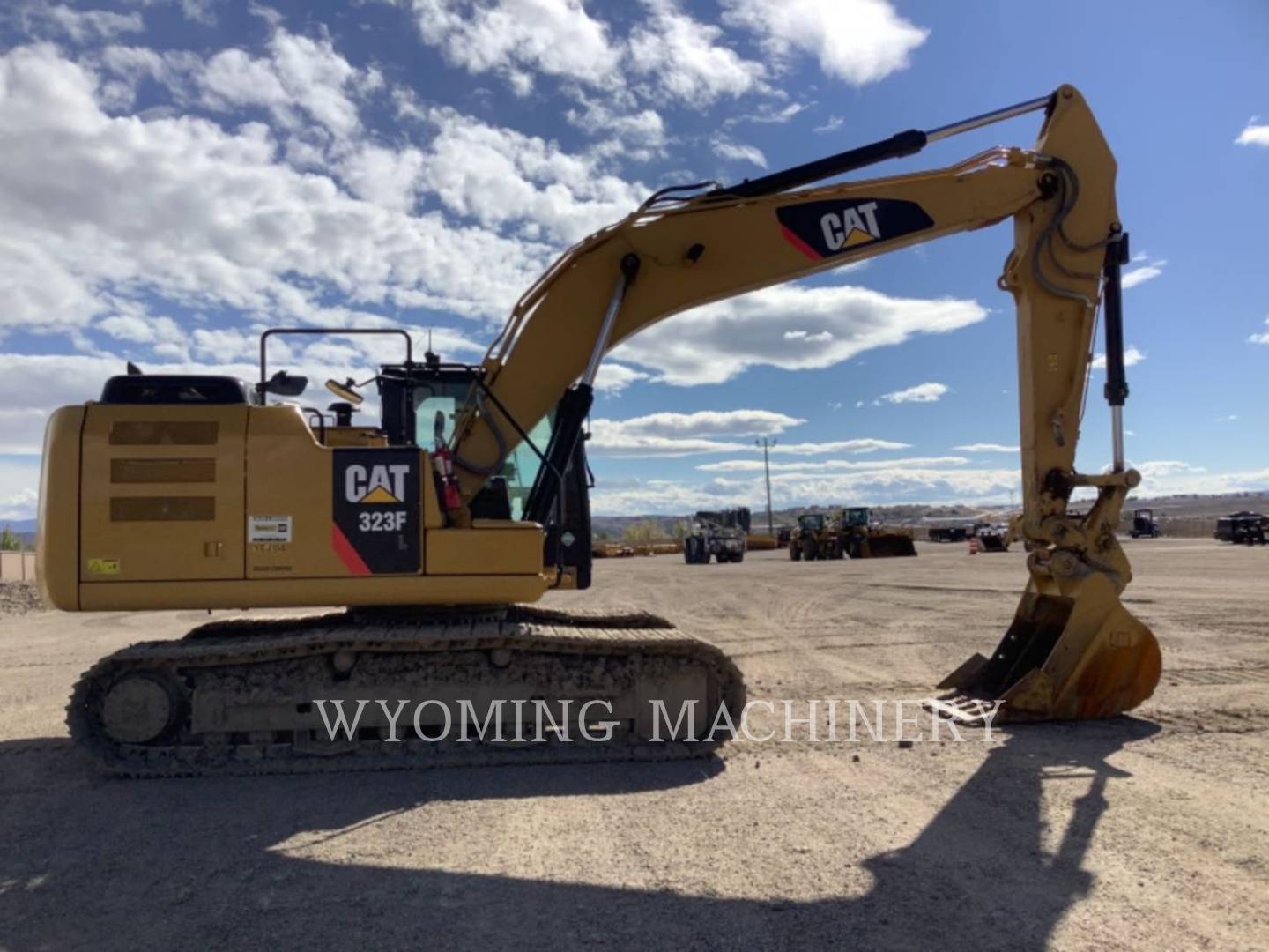 2015 Caterpillar 323F Excavator