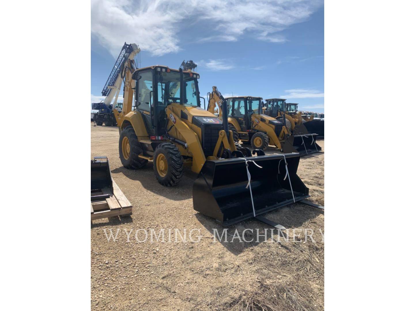 2023 Caterpillar 420 XE Tractor Loader Backhoe