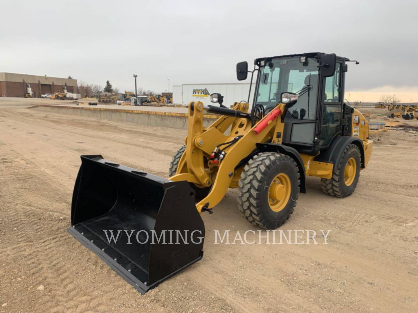 2023 Caterpillar 906 Wheel Loader