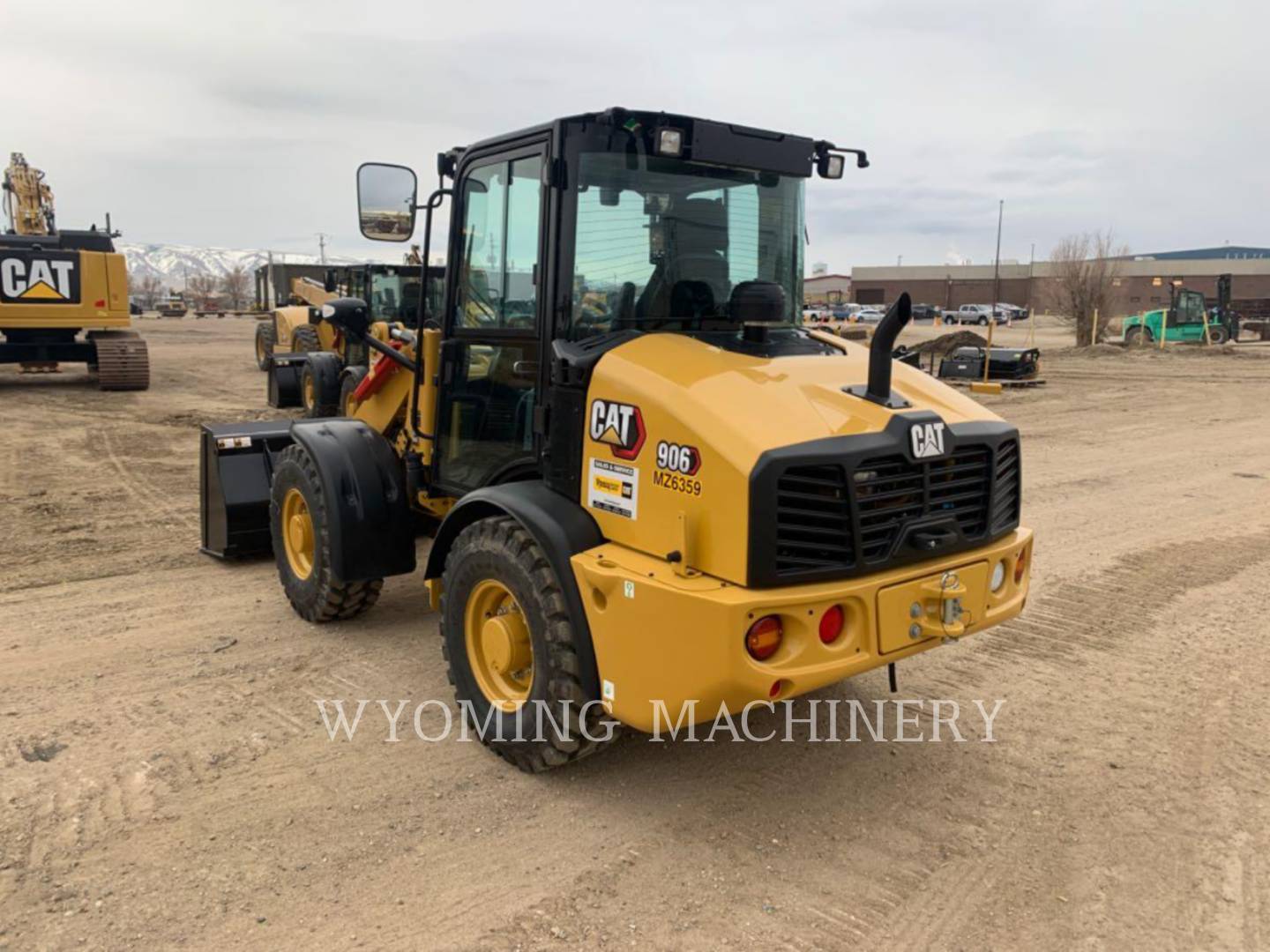 2023 Caterpillar 906 Wheel Loader