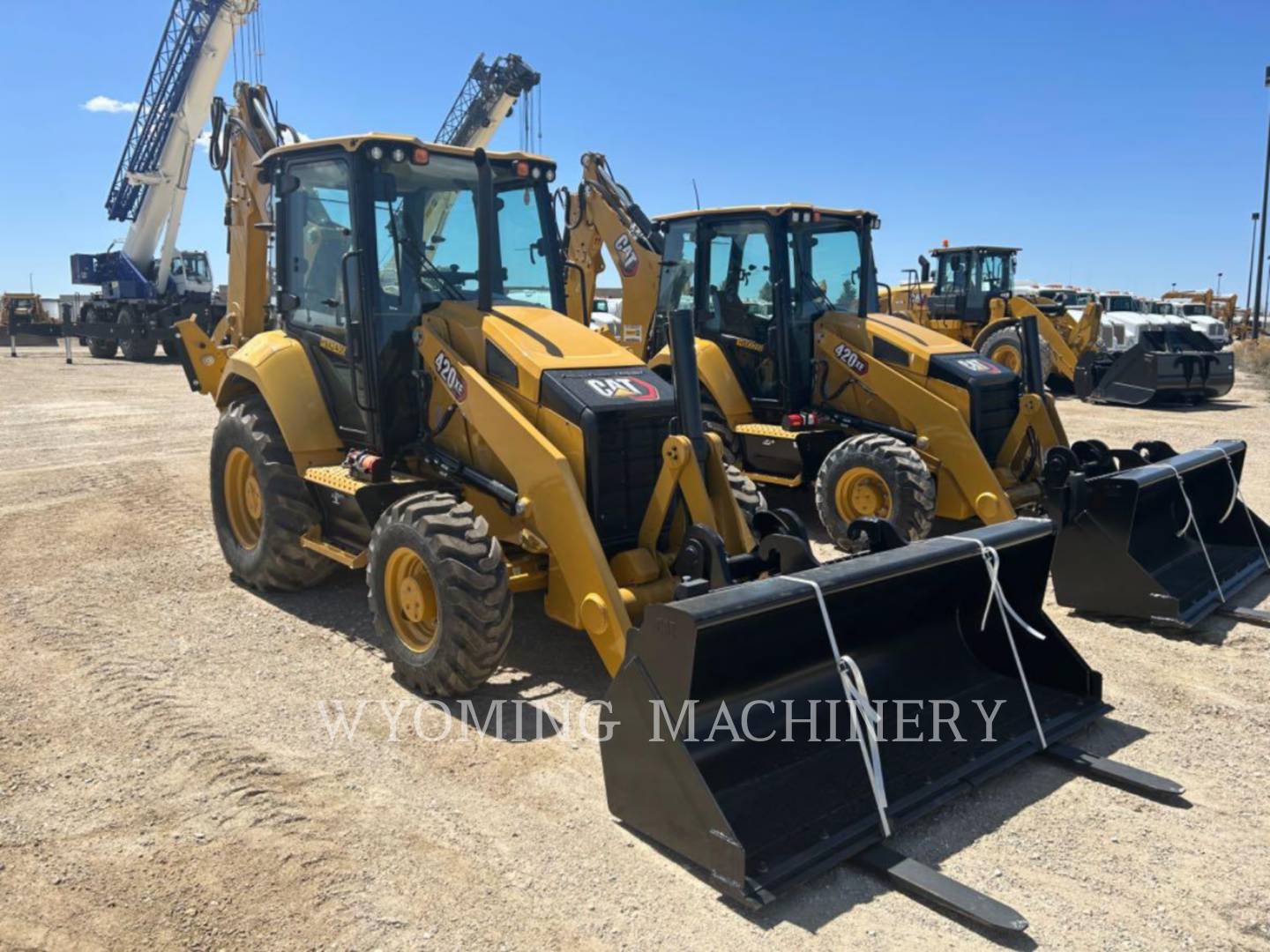 2023 Caterpillar 420 XE Tractor Loader Backhoe