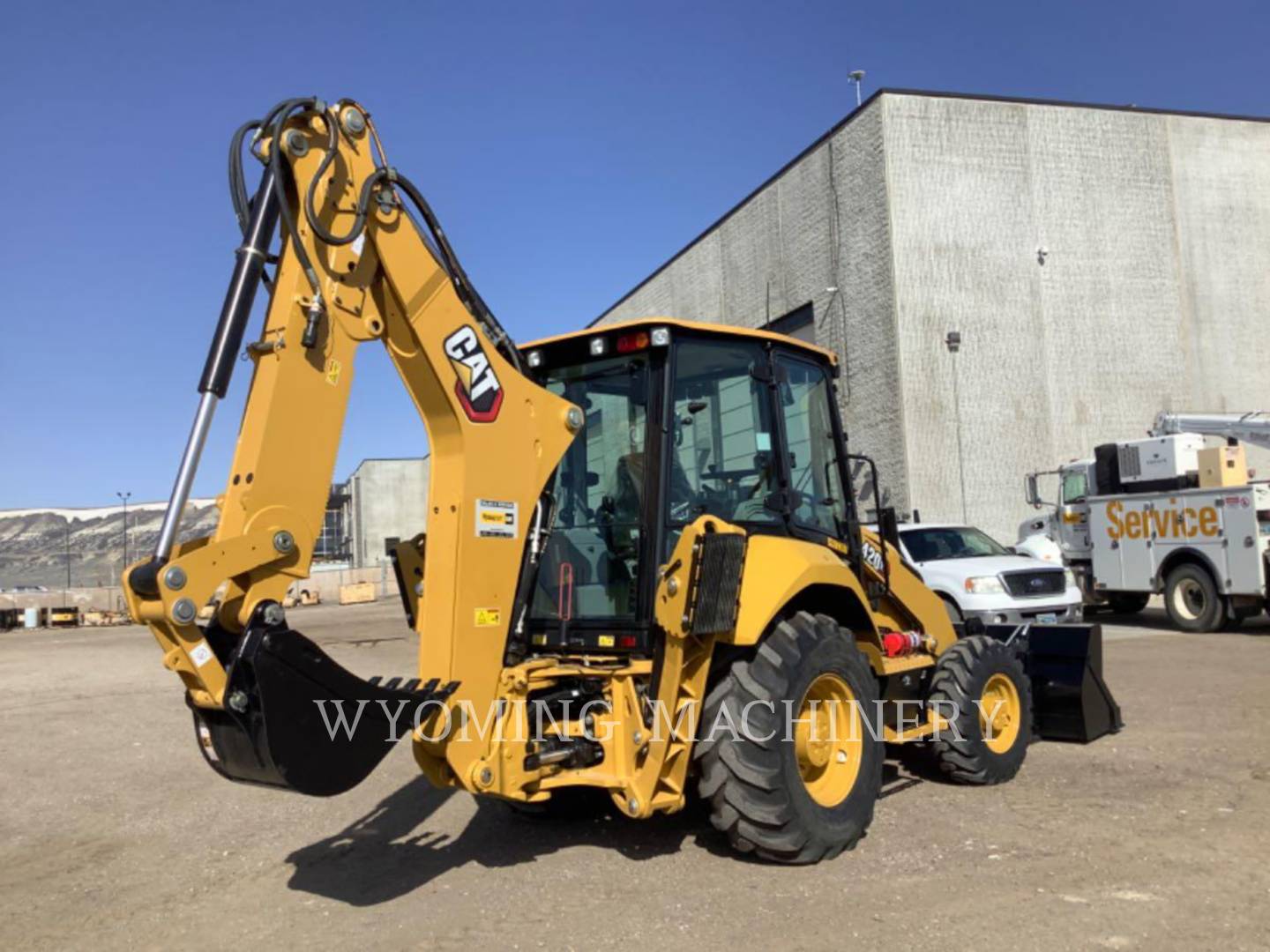 2023 Caterpillar 420 XE Tractor Loader Backhoe