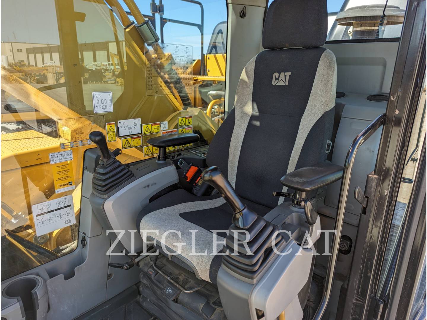 2014 Caterpillar 349F Excavator