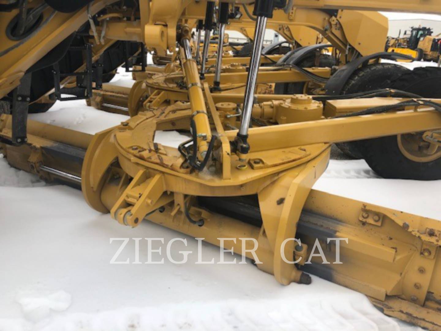 2014 Caterpillar 12M2 Grader - Road