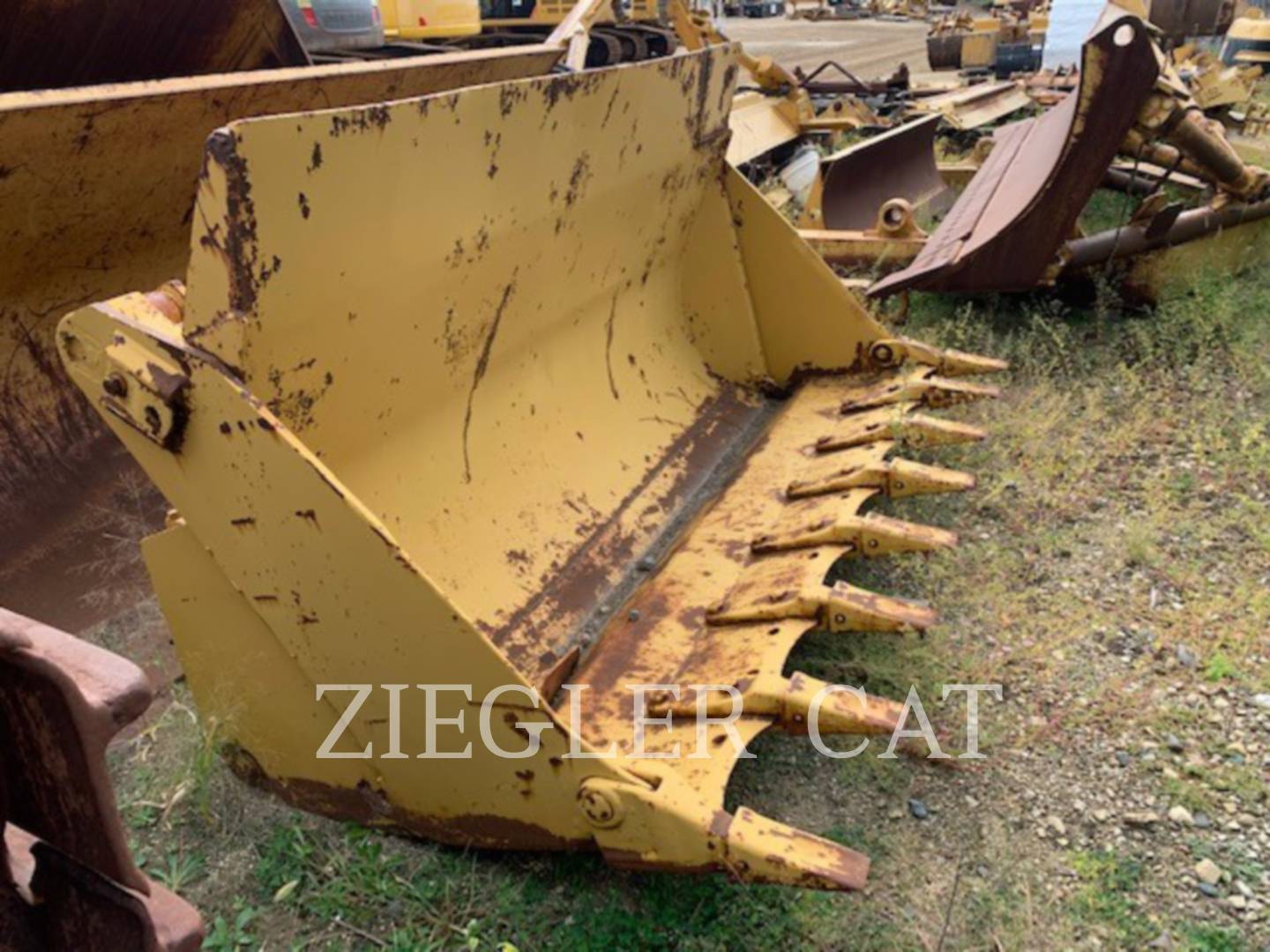 2000 Caterpillar 4X1BUCKET963 Bucket