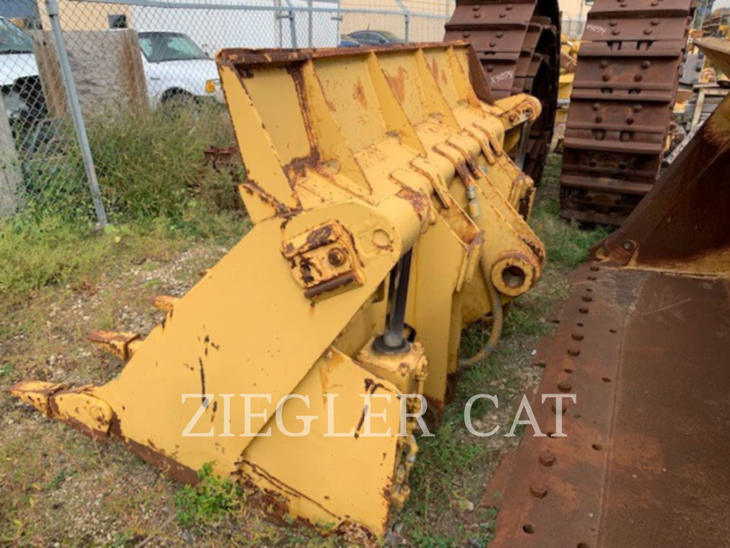 2000 Caterpillar 4X1BUCKET963 Bucket