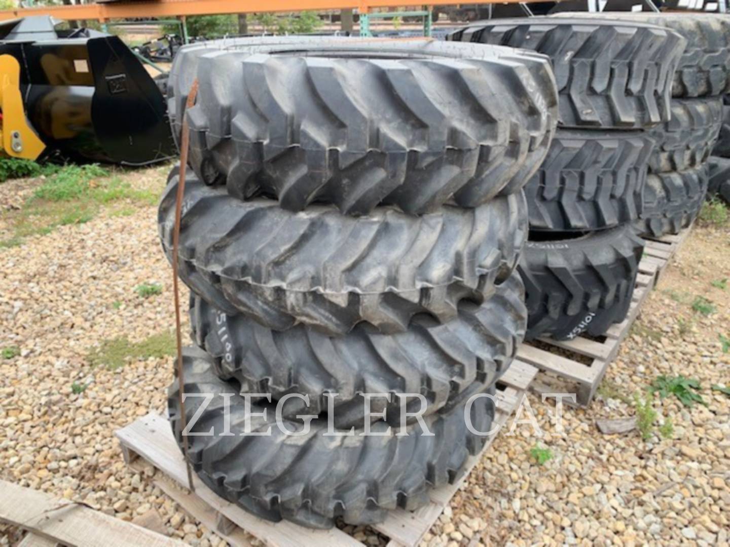 2010 Misc TELEHANDLER TIRES Misc