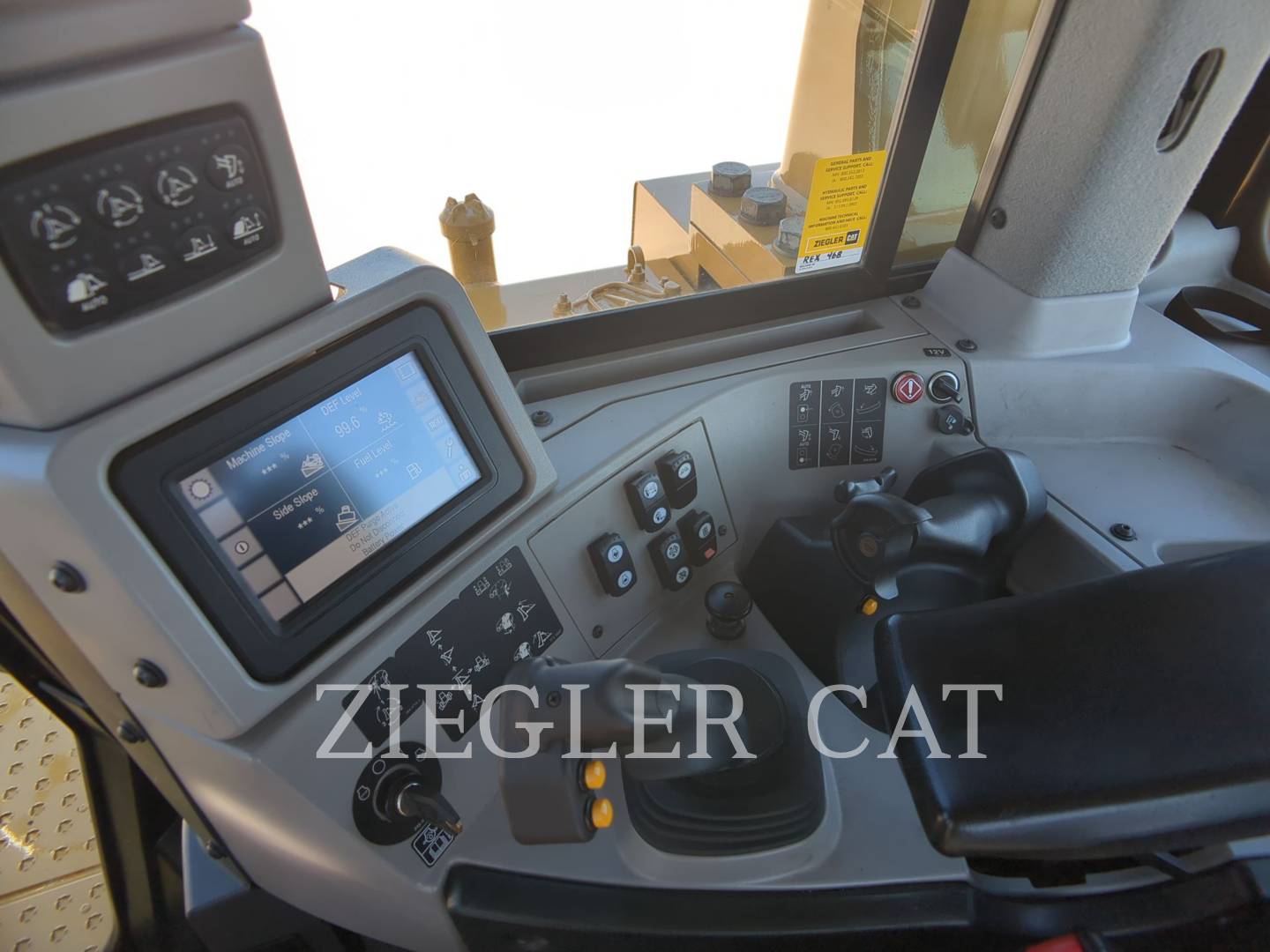 2016 Caterpillar D9T Dozer