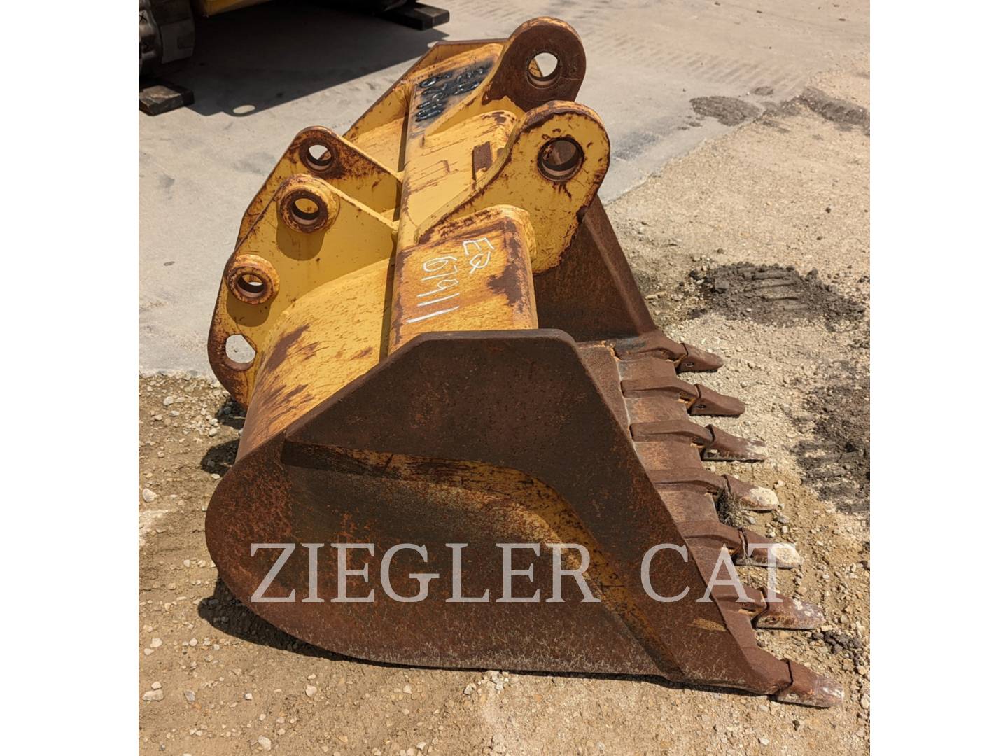 2000 Caterpillar OLDER B SERIES B/H BUCKET Bucket