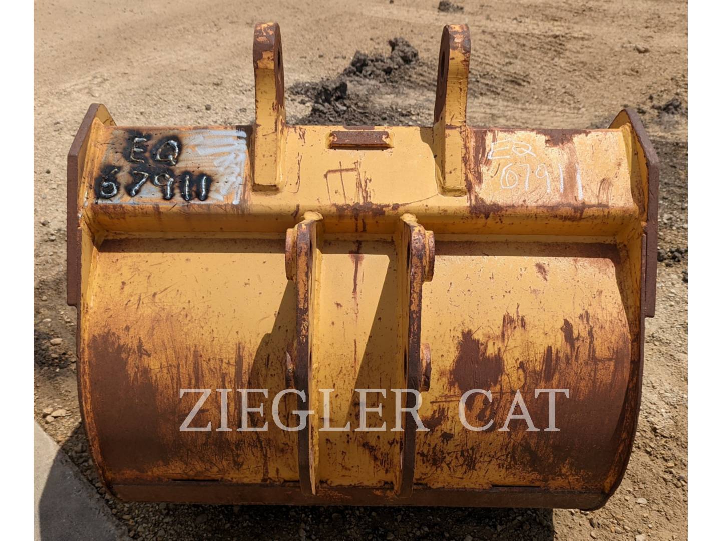 2000 Caterpillar OLDER B SERIES B/H BUCKET Bucket