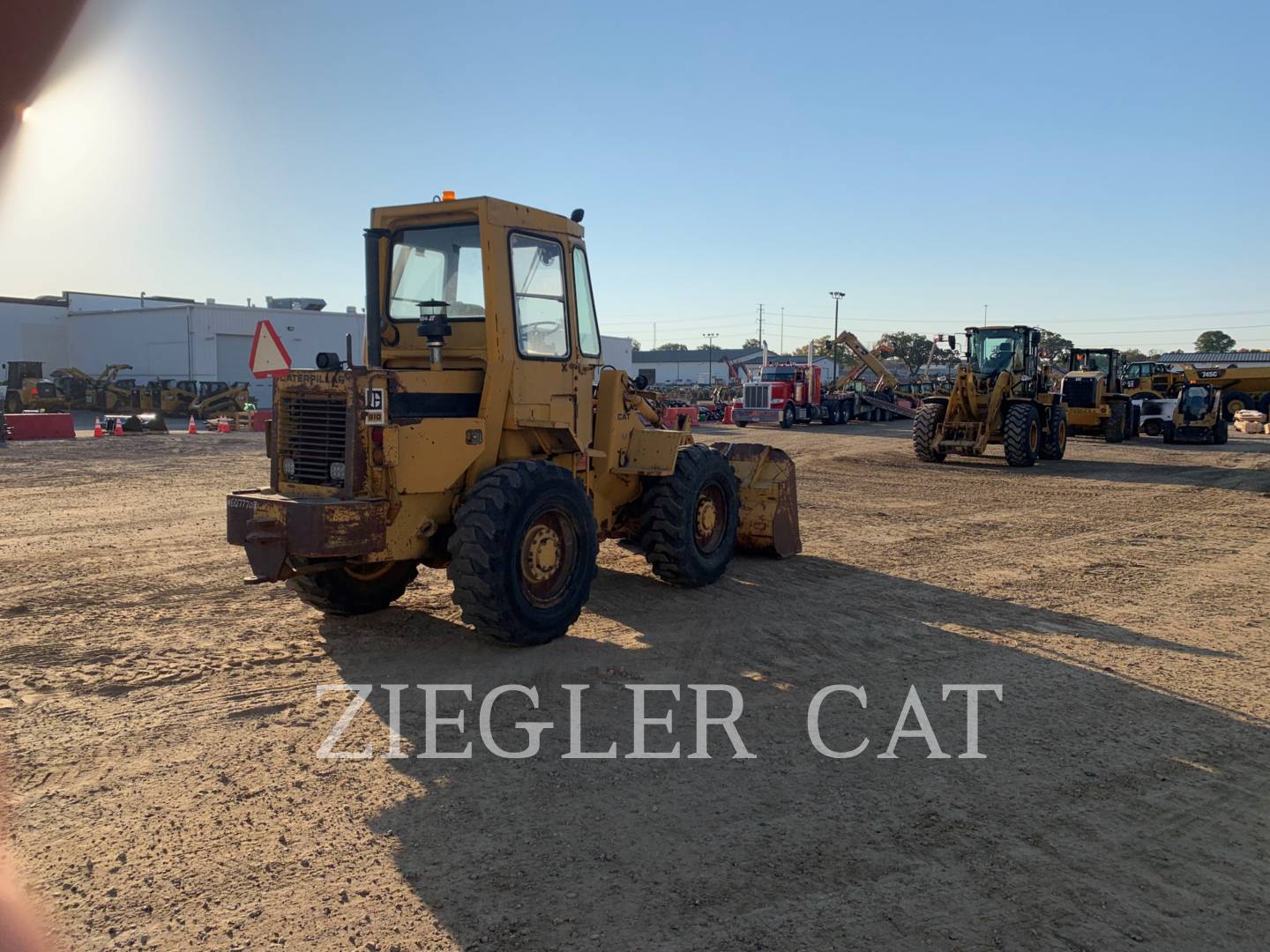 1979 Caterpillar 910 Wheel Loader