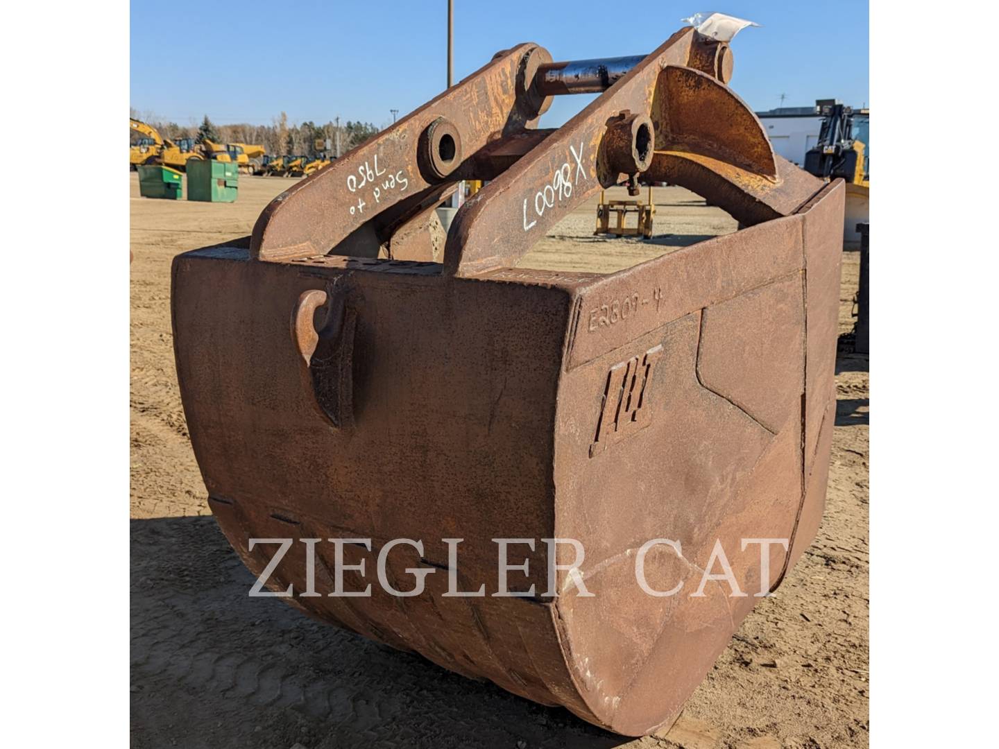 2000 Misc FLINK50"FBRC Bucket