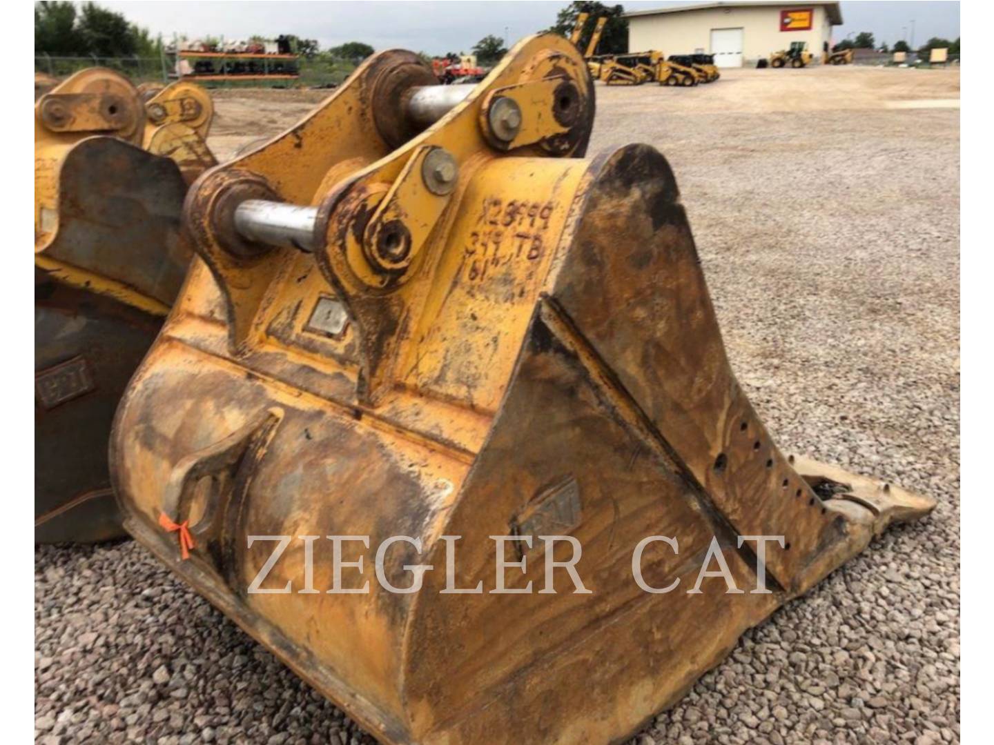2010 Caterpillar TBLINKAGE61DIGBUCKET Bucket