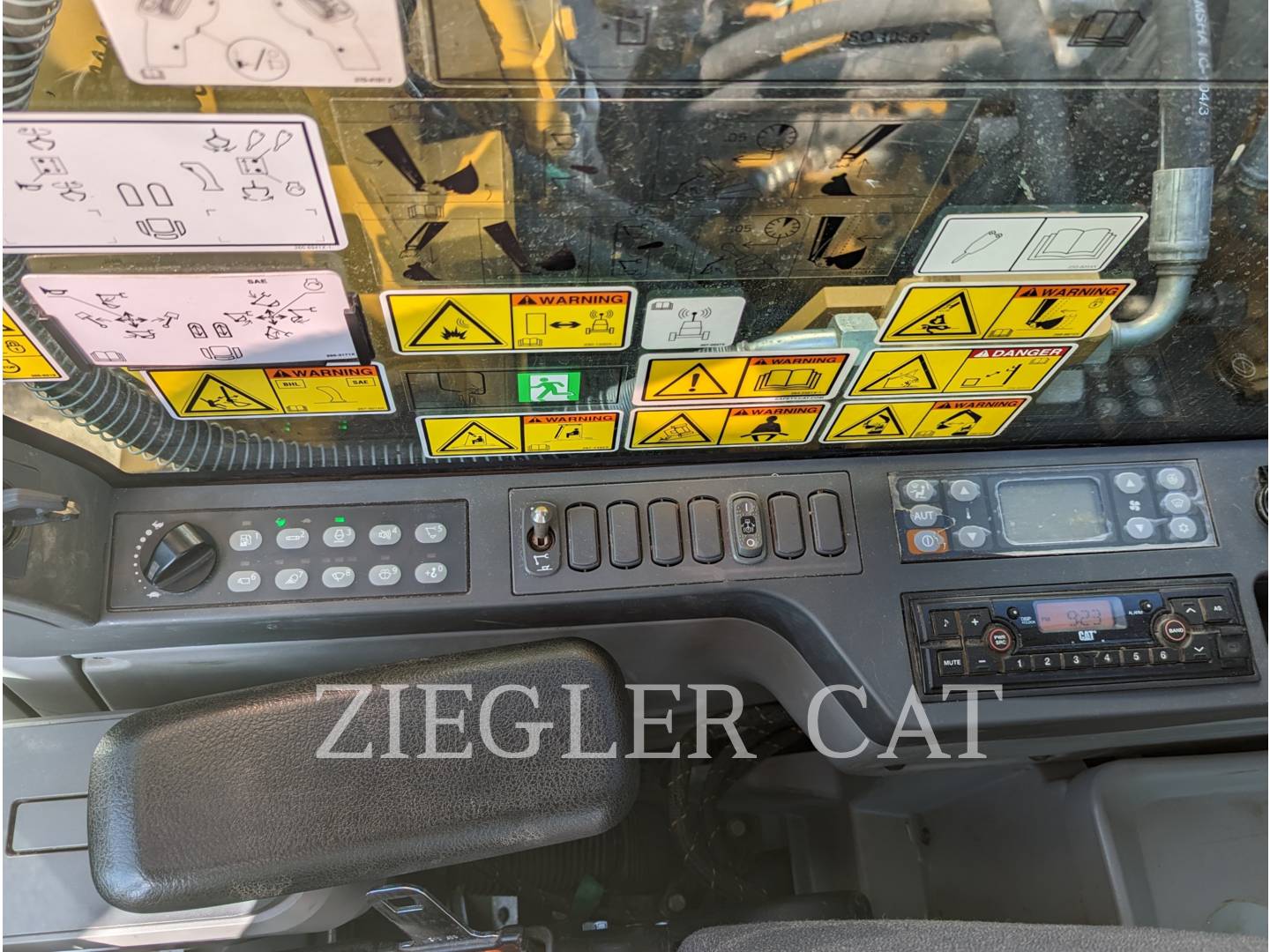 2018 Caterpillar 313FL Excavator