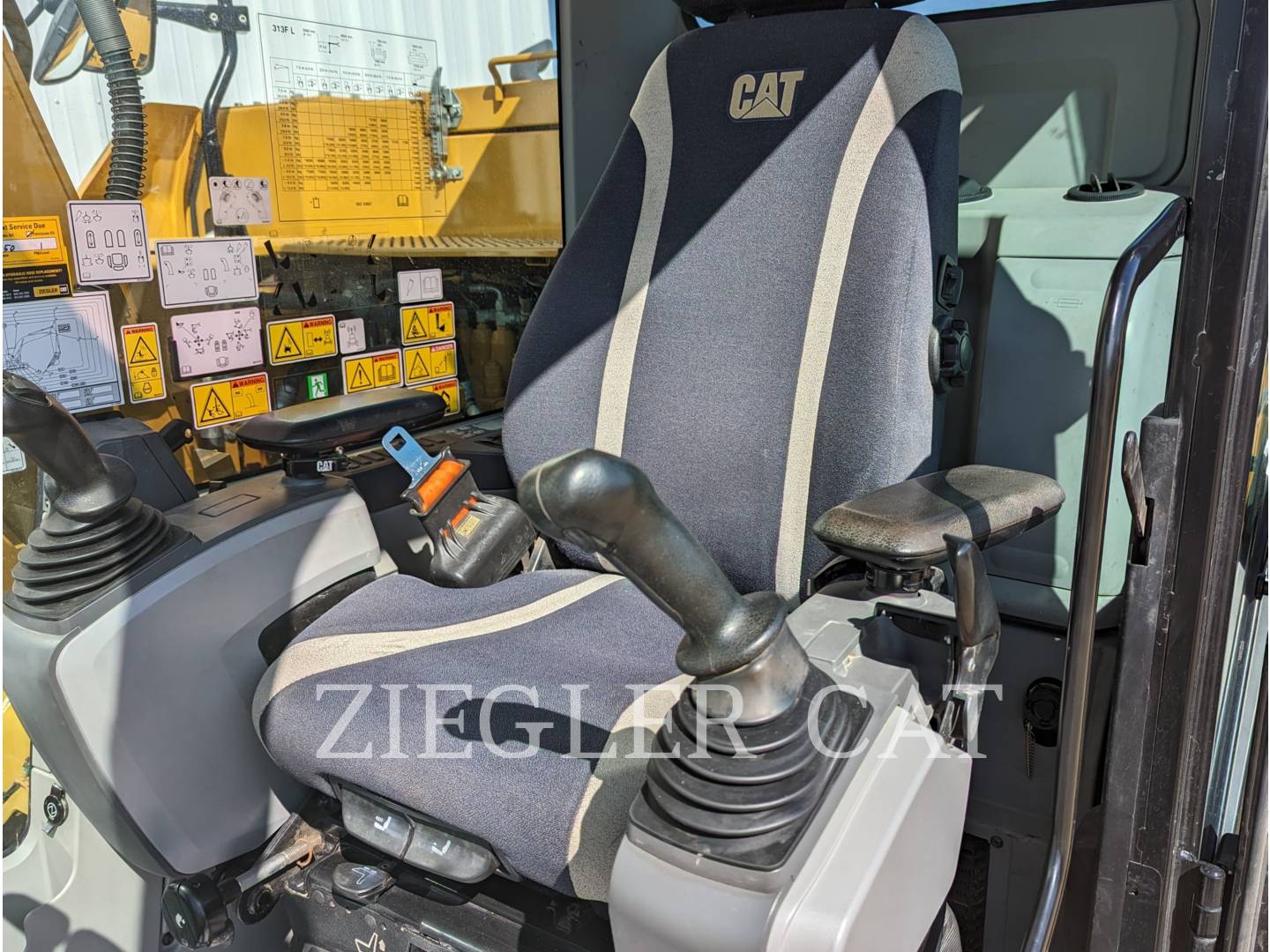 2018 Caterpillar 313FL Excavator