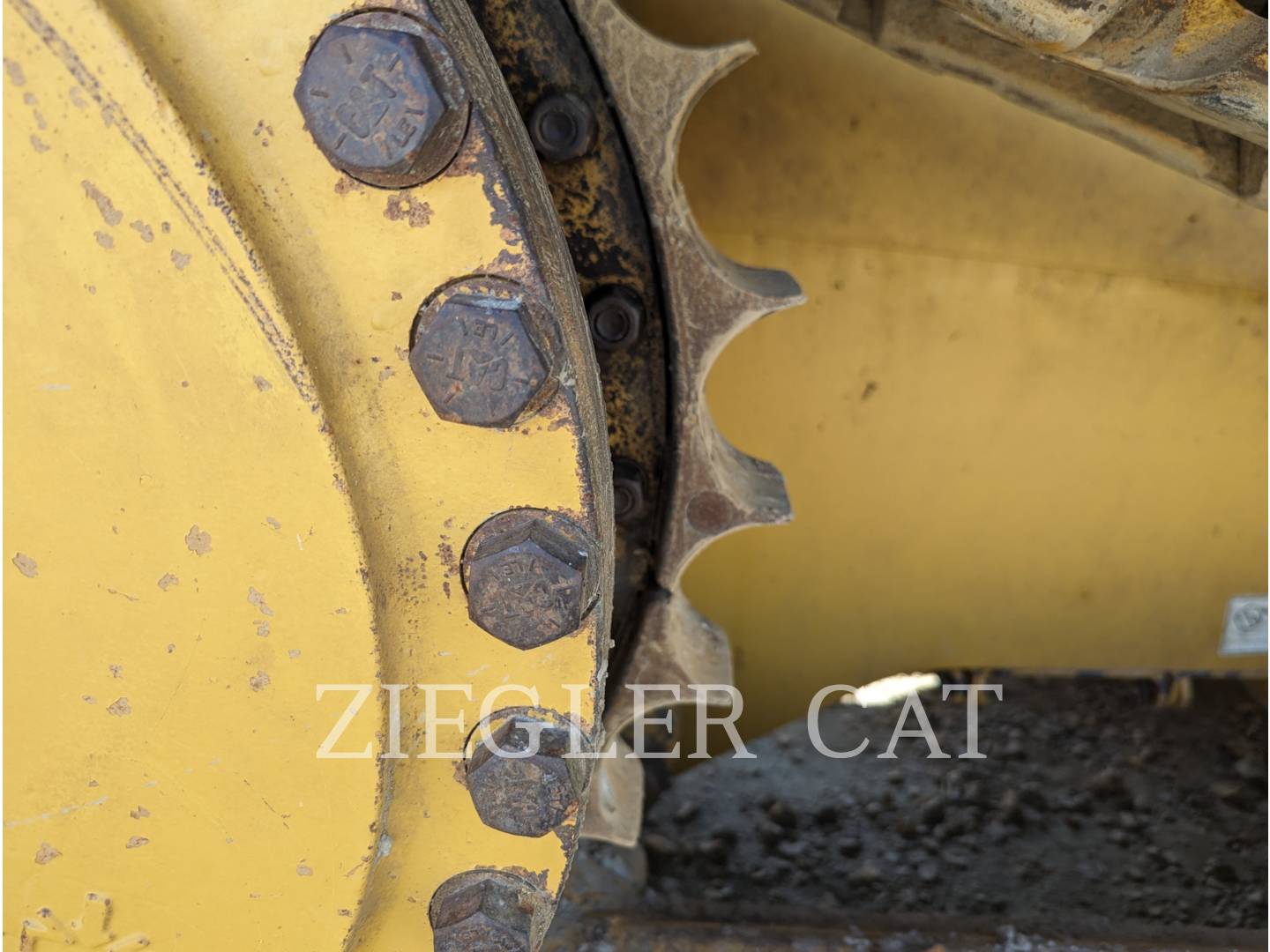 2015 Caterpillar D6T Dozer