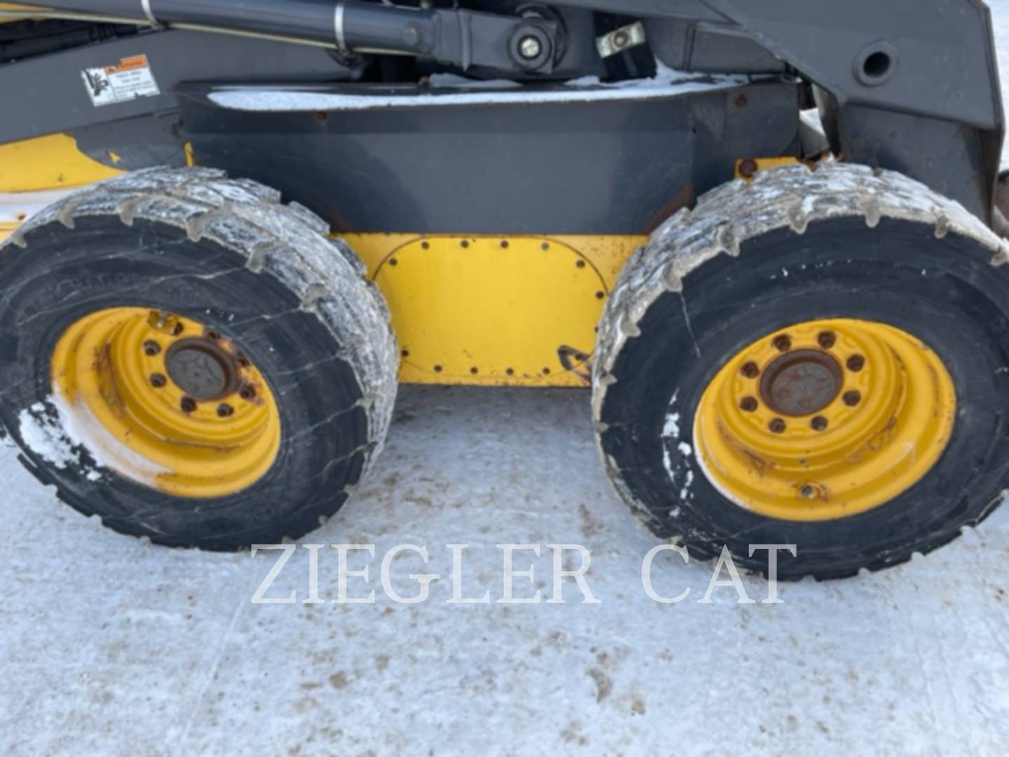 2006 New Holland L180 Skid Steer Loader