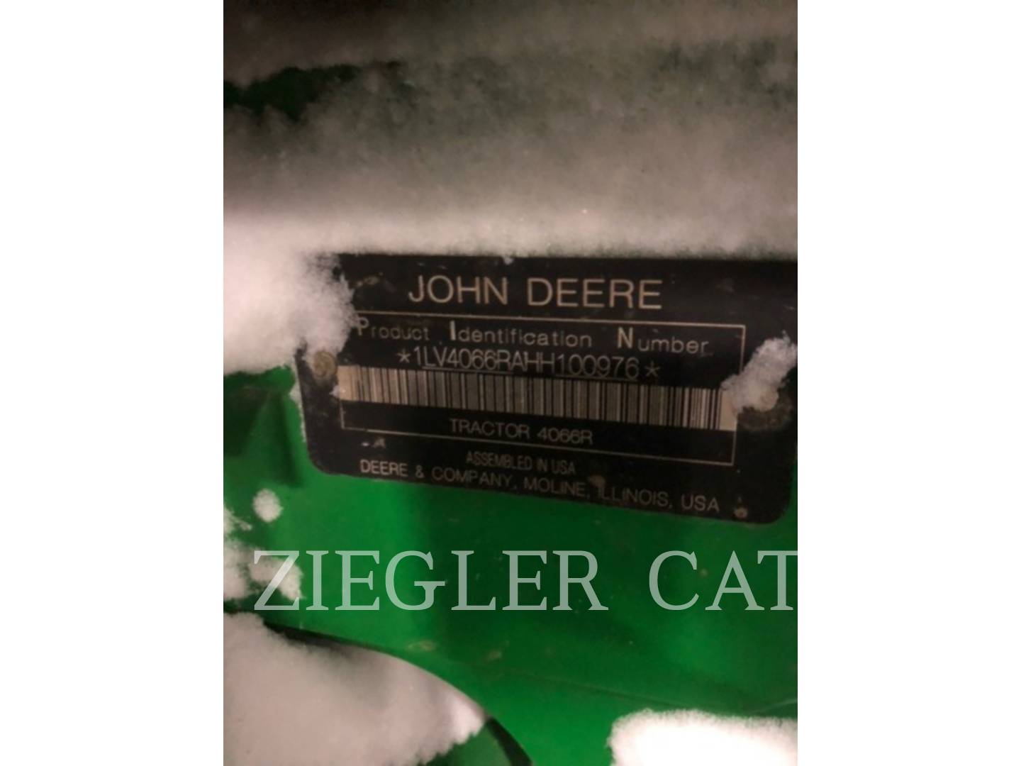 2014 John Deere 4066R Tractor