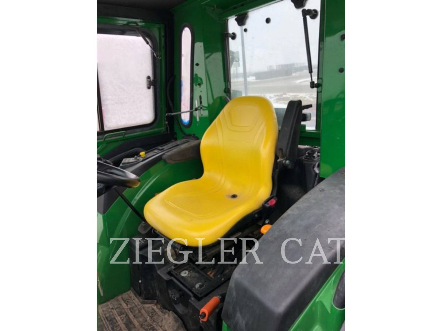 2014 John Deere 4066R Tractor