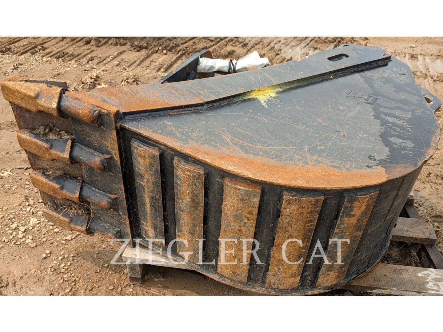 2021 Caterpillar 415-440BHL18"BUCKET Bucket