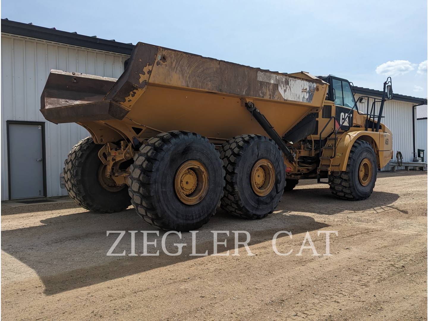 2017 Caterpillar 745C Articulated Truck