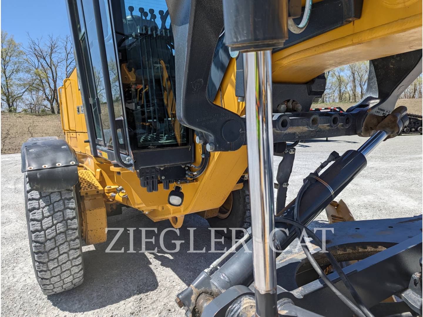 2013 John Deere 770G Grader - Road