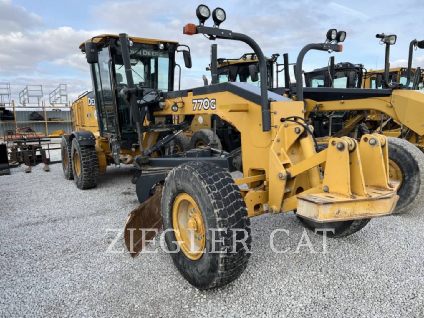 2013 John Deere 770G Grader - Road