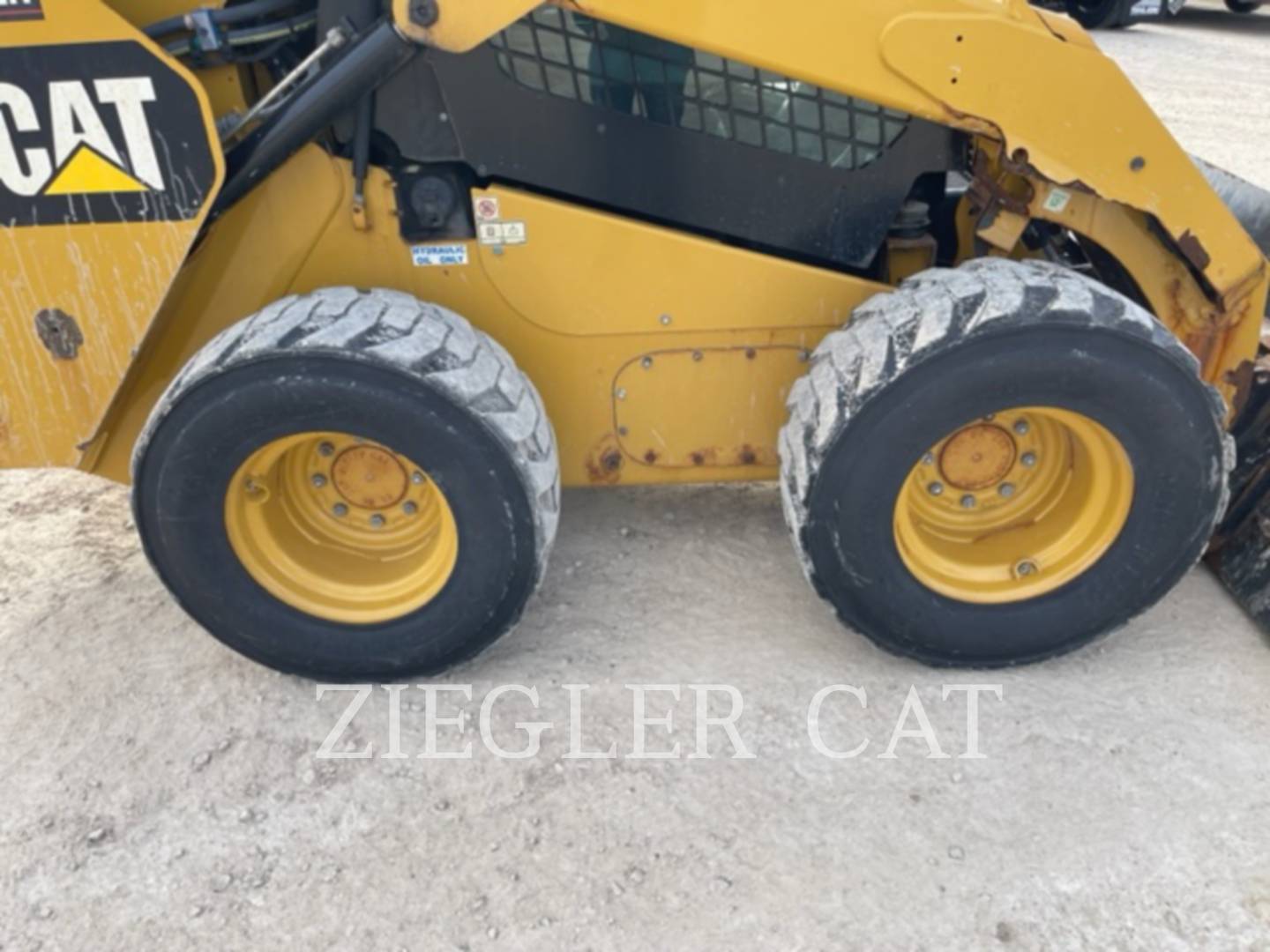 2015 Caterpillar 262D Skid Steer Loader