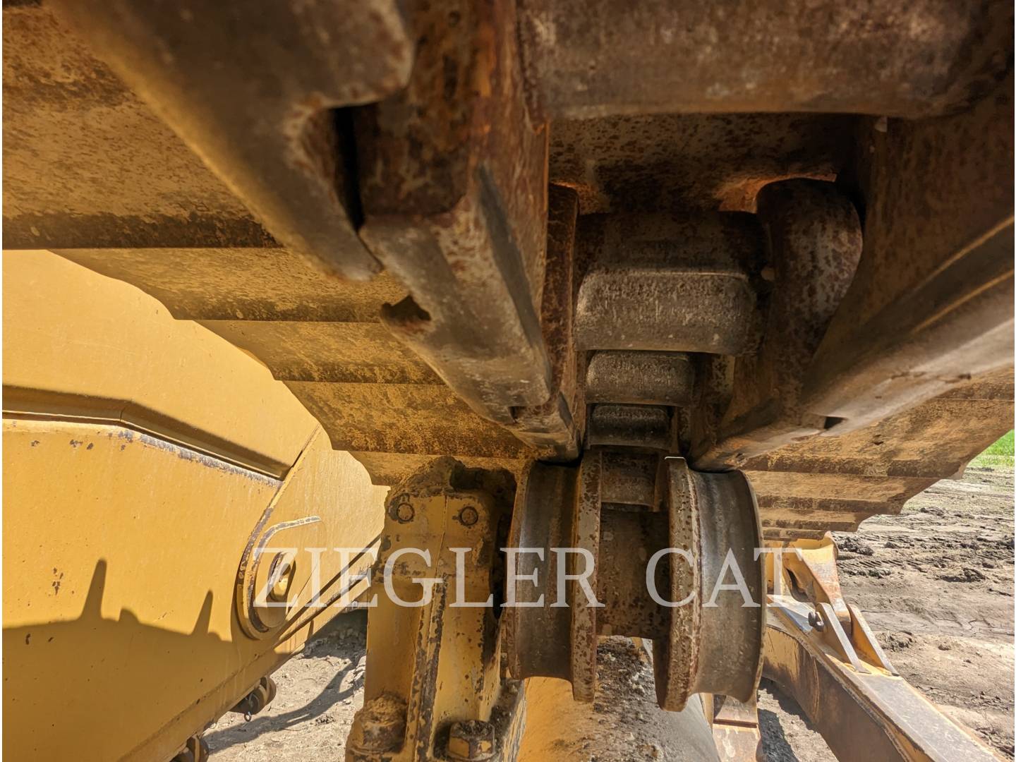 2015 Caterpillar D6T Dozer