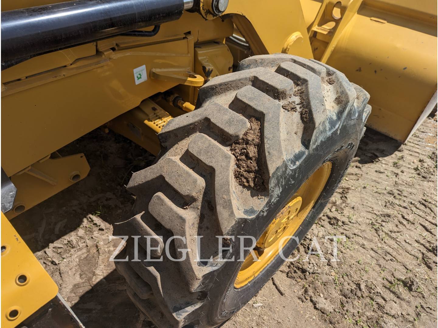 2016 Caterpillar 430F Tractor Loader Backhoe