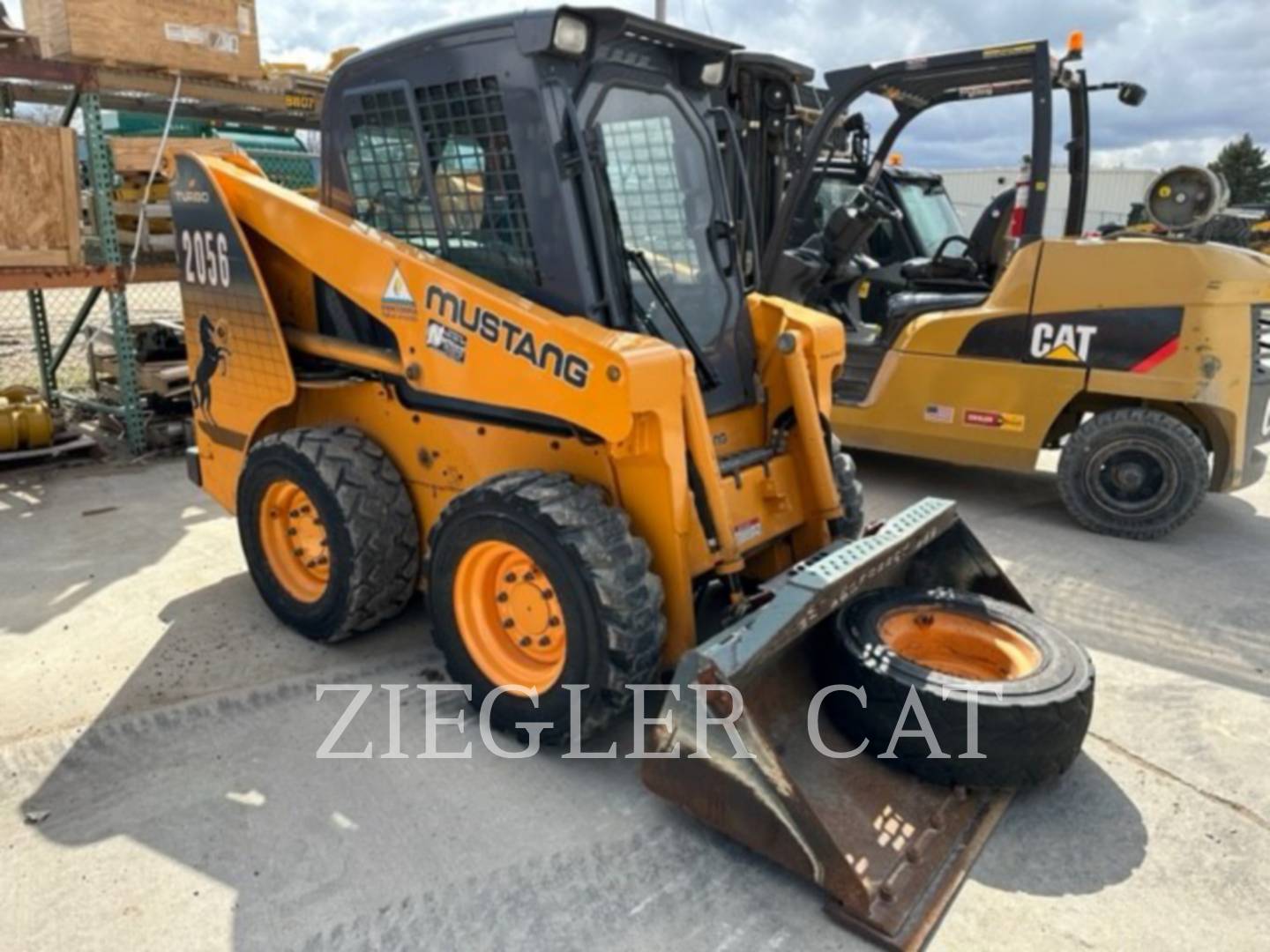 2010 Mustang Mfg. 2056 Skid Steer Loader