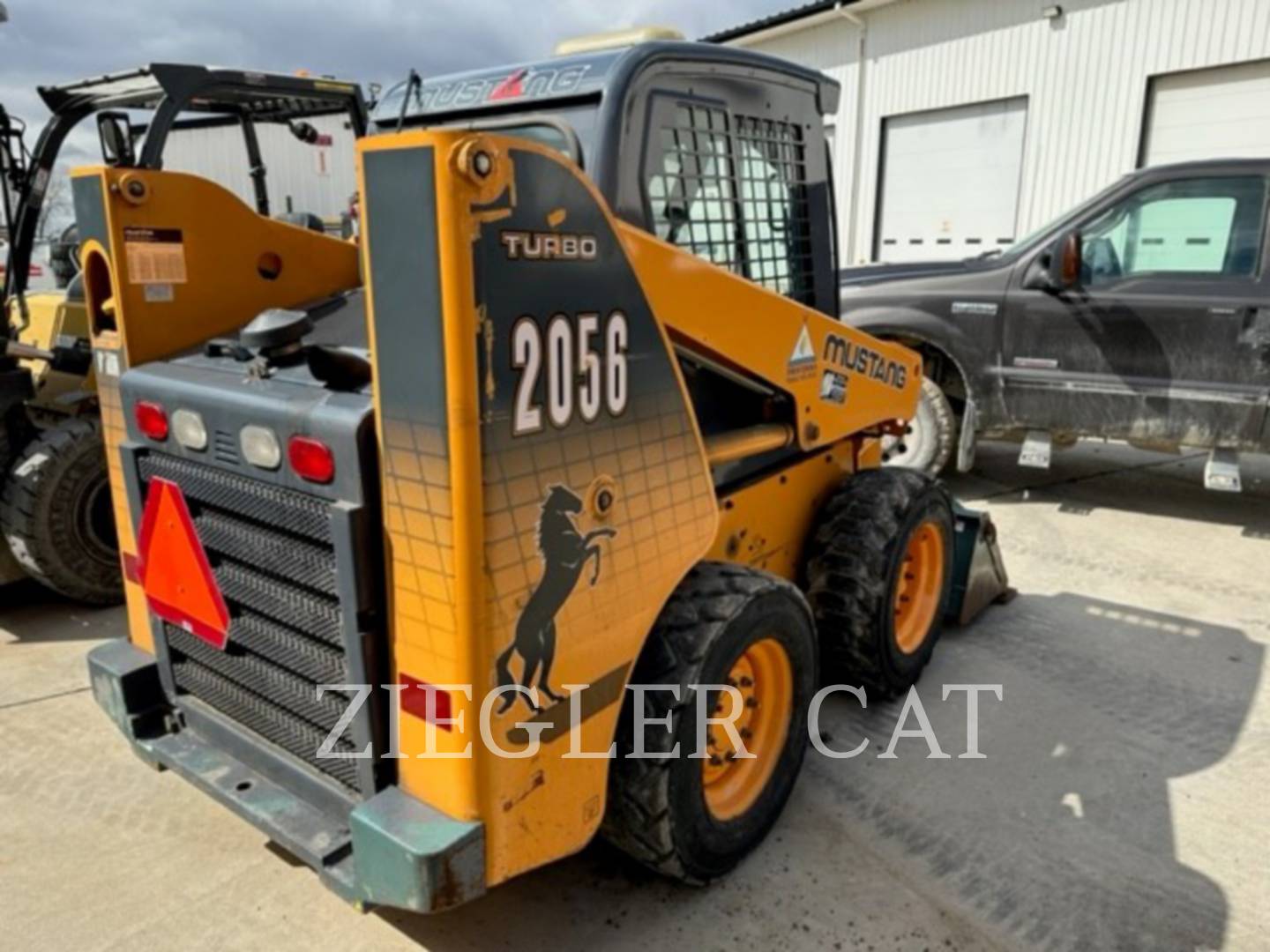 2010 Mustang Mfg. 2056 Skid Steer Loader