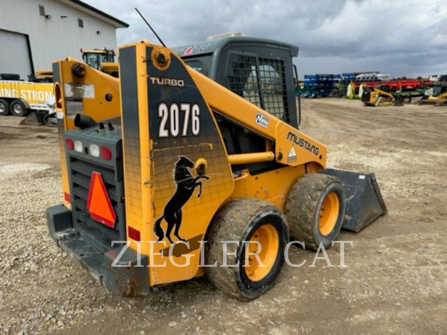 2007 Mustang Mfg. 2076 Skid Steer Loader