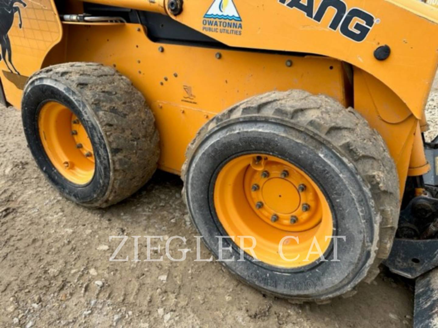 2007 Mustang Mfg. 2076 Skid Steer Loader