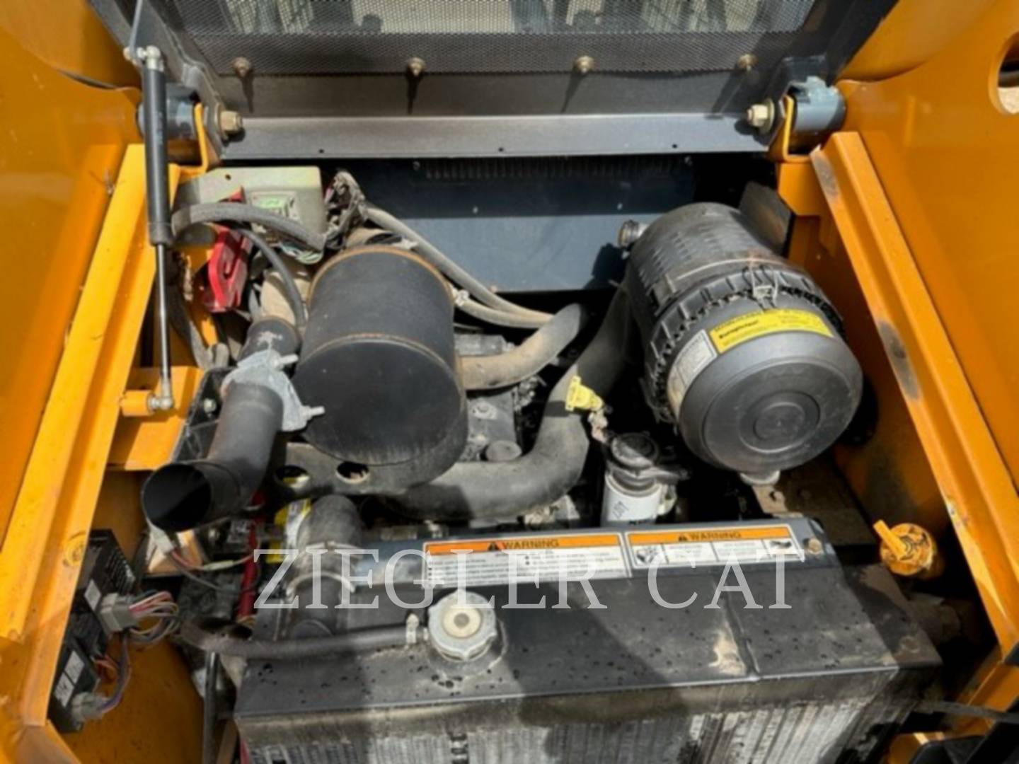 2007 Mustang Mfg. 2076 Skid Steer Loader