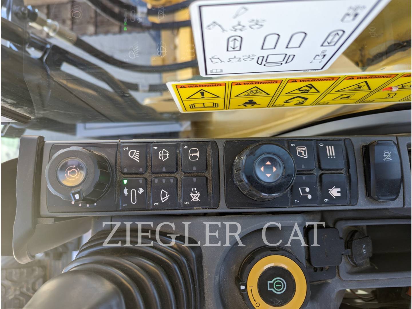 2021 Caterpillar 320 Excavator