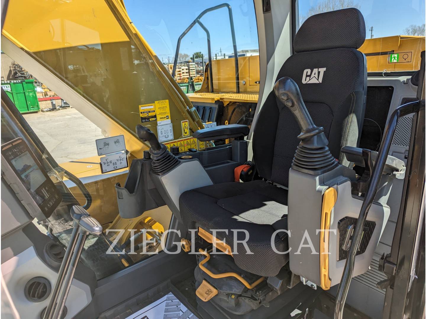 2021 Caterpillar 320 Excavator