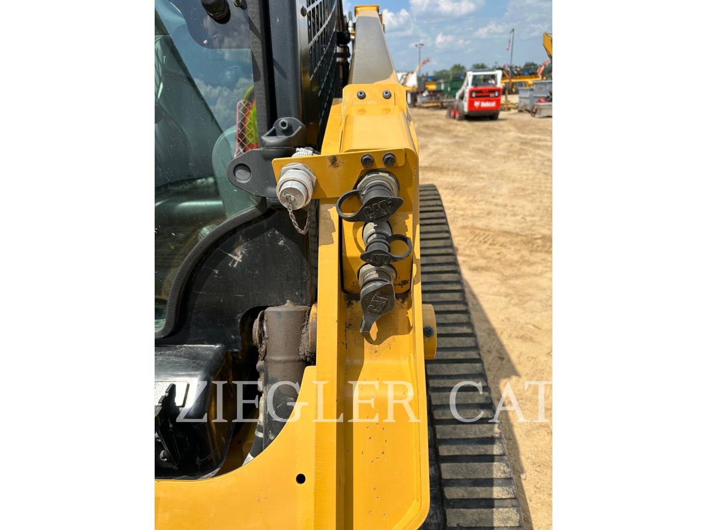 2018 Caterpillar 239D Misc