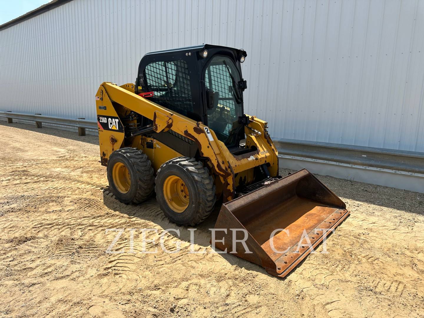 2015 Caterpillar 236D Skid Steer Loader