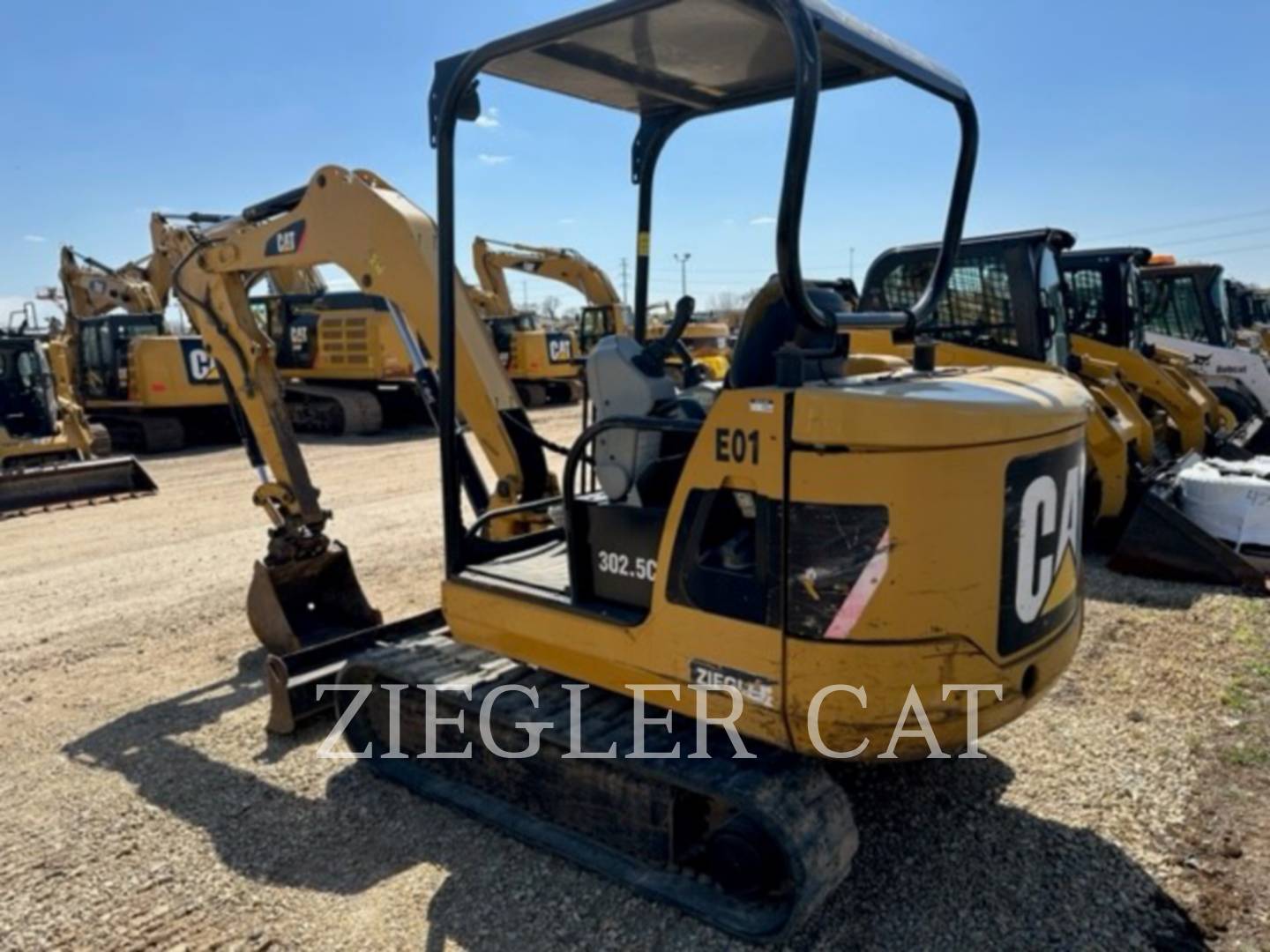 2011 Caterpillar 302.5C Excavator