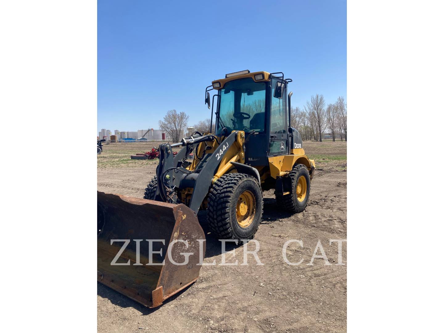 2011 John Deere 244J Wheel Loader