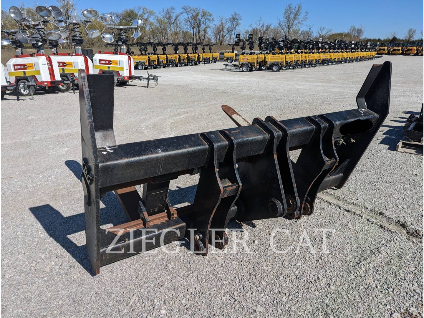 2018 Misc 953 TRACK TYPE LOADER FORK PIN ON 72" Pallet Fork