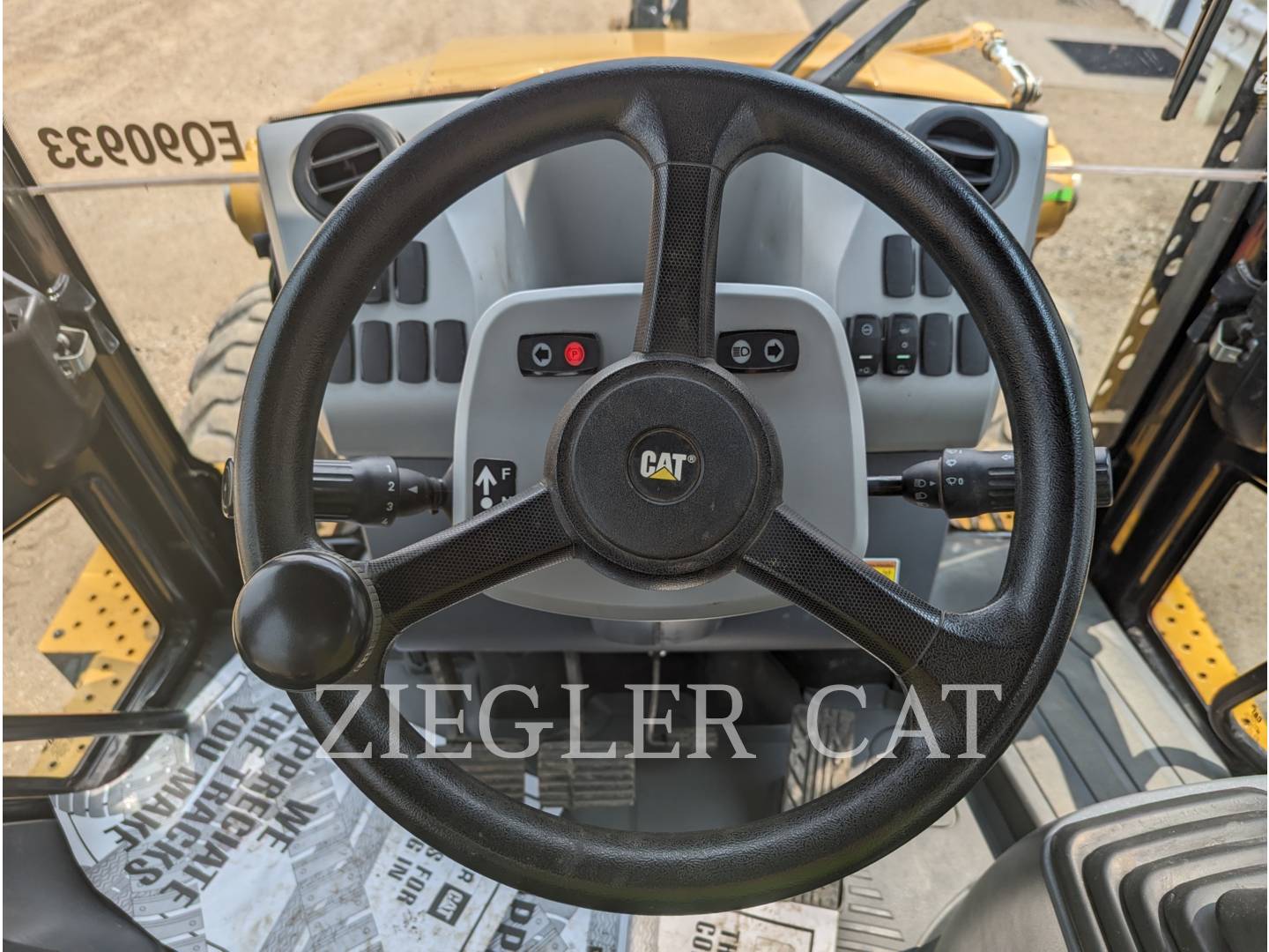 2019 Caterpillar 420F2 Tractor Loader Backhoe