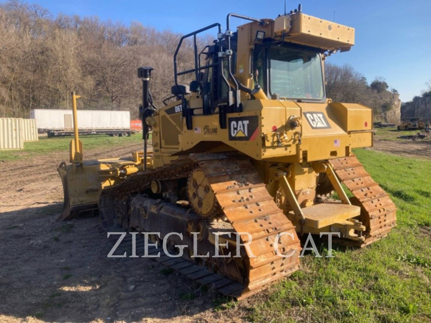 2015 Caterpillar D6T Dozer